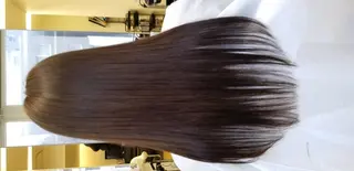 ロング 吉田 恒のヘアスタイル