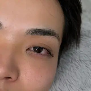 マツエク・マツパ Zina 熊本 eyelash＆nail所属・リオ ｜眉×まつ毛の眉毛・アイブロウイメージ