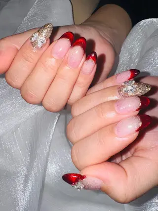 ネイル nail salon　neige所属・向井 唯紀世のネイルデザイン