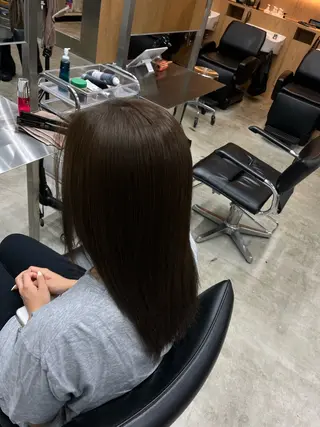 セミロング カラー 夏果⭐︎fifth 天神 海外風パーマのヘアスタイル