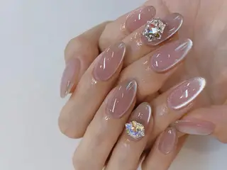 ネイル pink ladyサロン所属・べ にのネイルデザイン