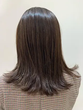 セミロング 韓国レイヤー🪽 耳ツボジュエリーのヘアスタイル