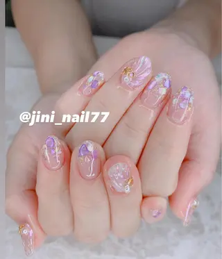 ネイル JINI NAIL所属・ジニ ネイルのネイルデザイン