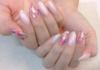 ネイル 新橋 ルキナ スタッフのネイルデザイン