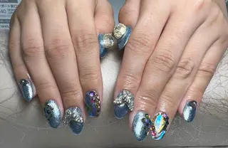 ネイル Una ☀️☀️のネイルデザイン