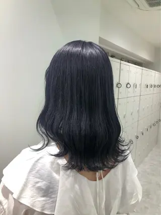 ミディアム yuria 🌙のヘアスタイル