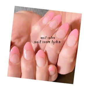 ネイル ﾈｲﾙﾙｰﾑﾘｯｶ 𝐦𝐚𝐲𝐮のネイルデザイン