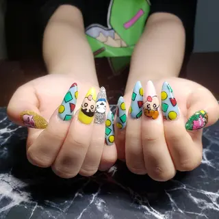 ミディアム ネイル クロキ 。のネイルデザイン