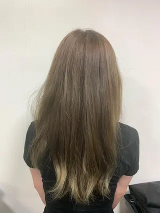 カラー ソシエ錦糸町店所属・宮下 真奈のヘアスタイル