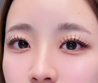 マツエク・マツパ SALON VILLAGE所属・cherien 梅津のマツエク・マツパデザイン