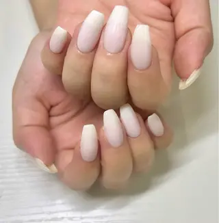 ネイル Bianca 浦和西口　山邊のネイルデザイン