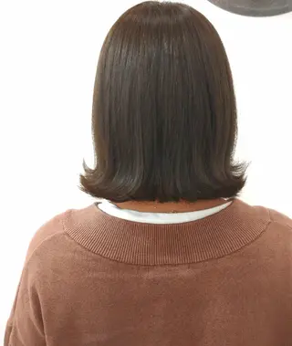 ミディアム neutralpublic所属・猪野 さやかのヘアスタイル