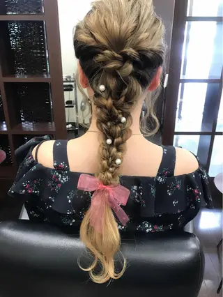 ロング ヘアアレンジ 沢田 瞳のヘアスタイル