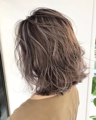 ショート カラー レイヤーカット BLend 渋谷のヘアスタイル