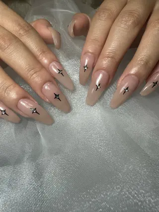 ネイル 12 designのネイルデザイン