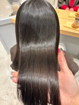 ロング 小澤 璃奈のヘアスタイル