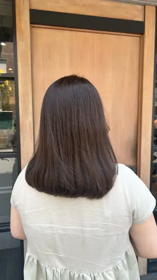 ミディアム lafith hair Glanz 桂所属・かじももな｜縮毛矯正 ｜透明感カラーのヘアスタイル