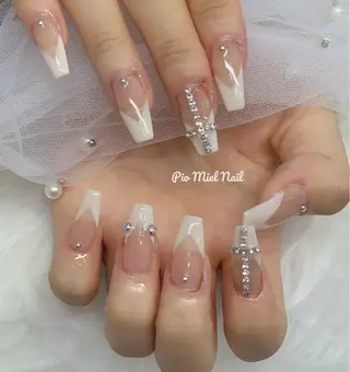 ネイル HANA 長さだしのネイルデザイン