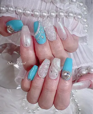 ネイル She   Nail所属・ISA_ BELLAのネイルデザイン