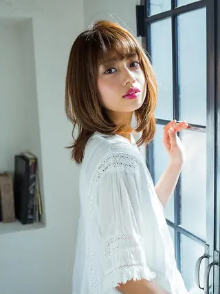 ミディアム カラー amie 高崎 【アミ】のヘアスタイル