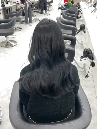 セミロング MOE 福岡韓国ヘア✧︎のヘアスタイル