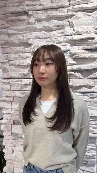 ロング カラー 鈴木 雅捺のヘアスタイル