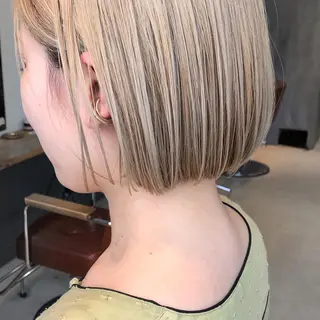 ショート カラー ケアブリーチ/ボブ/ honoのヘアスタイル