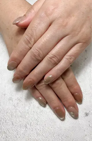 ネイル ERFOLG　GINZA横浜駅店所属・ERFOLG横浜店 石橋しのぶのネイルデザイン