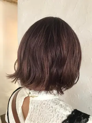 ミディアム カラー 伊藤 優希のヘアスタイル