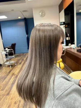 ロング カラー ジールヤマグチ朝霧駅前店所属・渋谷 洸貴のヘアスタイル