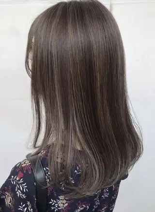 カラー PRIMA所属・中藤 百恵のヘアスタイル