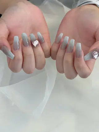 ネイル cyan private salon所属・takayama rioのネイルデザイン