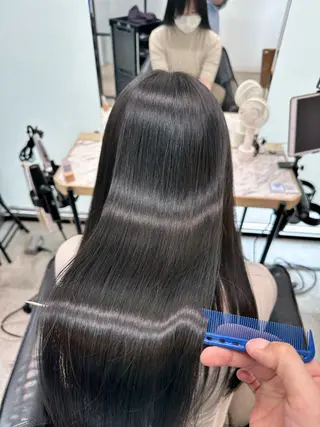 ロング SENJYU所属・貴方以上に貴方の髪を 想う🌕野口昴夢のヘアスタイル