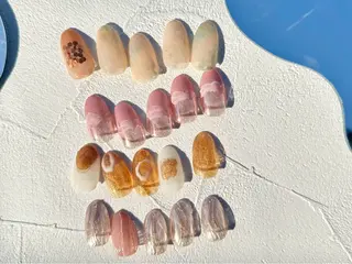 ネイル Elegancia. Hiromiのネイルデザイン