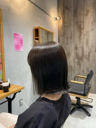 ミディアム 佐々木 彩乃のヘアスタイル
