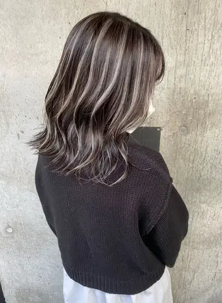 ミディアム カラー ♡ハイライトカラー shinri♡のヘアスタイル
