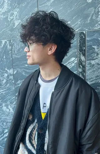 パーマ メンズ 樋野 亮のヘアスタイル