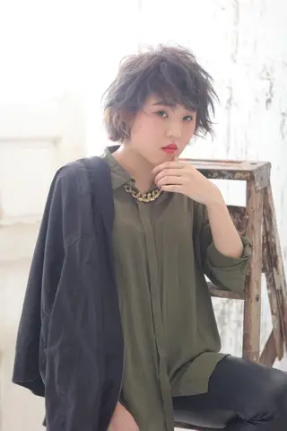 ショート カラー 髪の病院ルーミールーム所属・髪の病院  ルーミールームのヘアスタイル