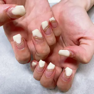 ネイル ニュアンス🌿‬ Aivy./アイビーのネイルデザイン