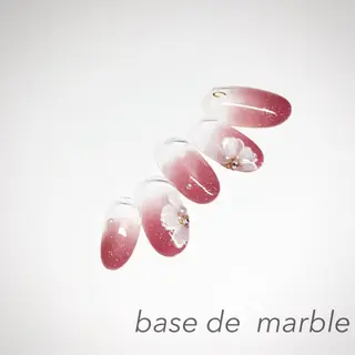 ネイル オモルフィ所属・カラーリスト marumoのヘアスタイル