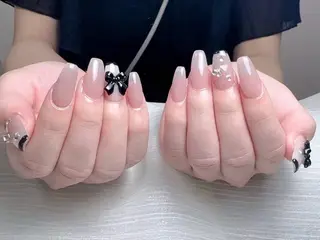 ネイル J&C Nail Salon吉祥寺所属・YU KIのネイルデザイン