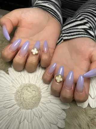 ネイル Yakko pas á pasのネイルデザイン