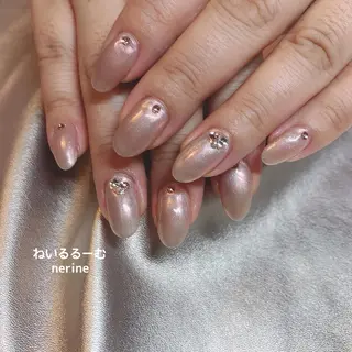 ネイル NAILST Naomiのネイルデザイン