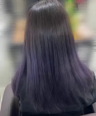 ロング カラー UNDRvr ユズのヘアスタイル