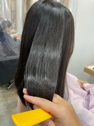 ロング N°rico川喜田 里衣のヘアスタイル