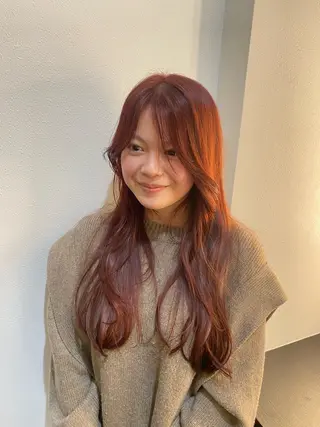 ロング 内田 穂乃香のヘアスタイル