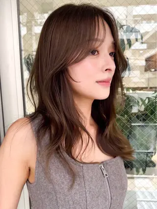 セミロング 艶髪ハイトーン 💎凜💎のヘアスタイル