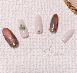 ネイル Tree 〜saito〜のネイルデザイン