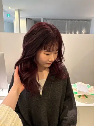 カラー やの こはくのヘアスタイル