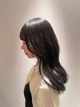 ロング 𝒩𝑜𝓃𝑜 / lenahcARIAのヘアスタイル